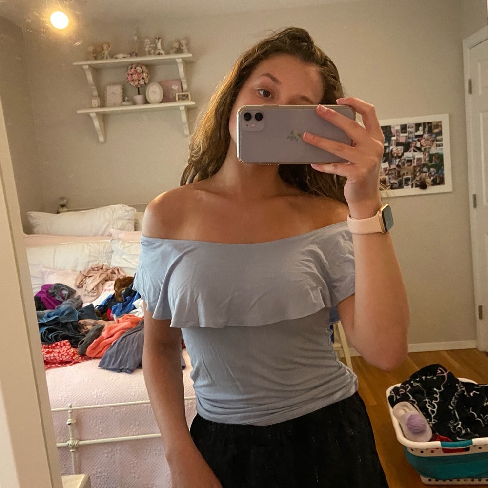 Off the shoulder ruffle top